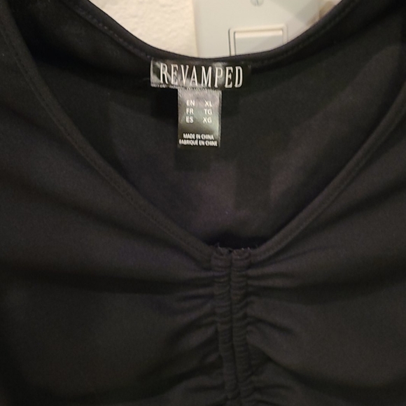 Top - Picture 6 of 10